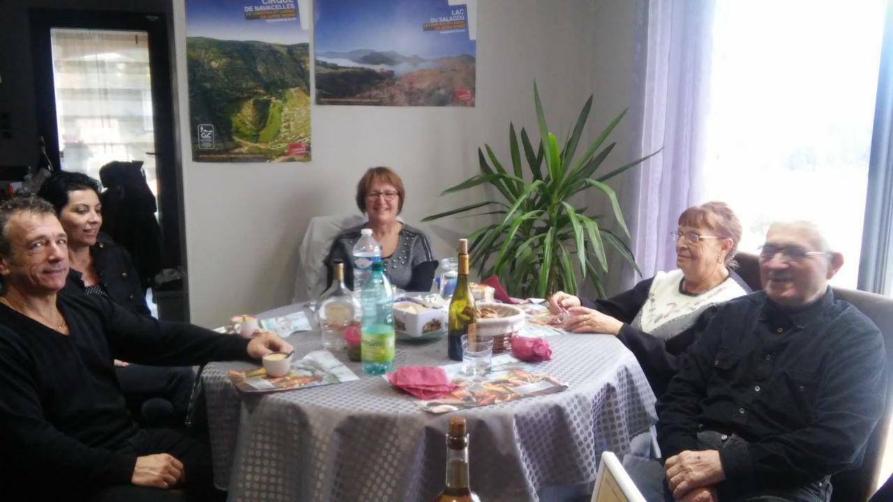 L'Auberge Du Mazet Лодев Экстерьер фото